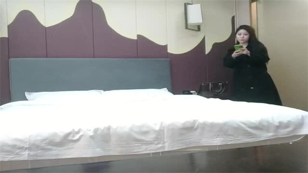 无情的屌探花一哥佳作不断今晚是新人23岁极品四川美女